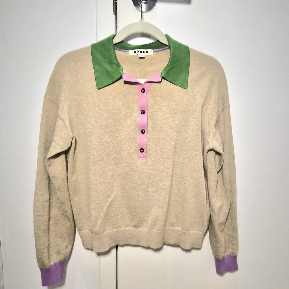 Boden Beige Sweater with Green Collar and Pink Accents